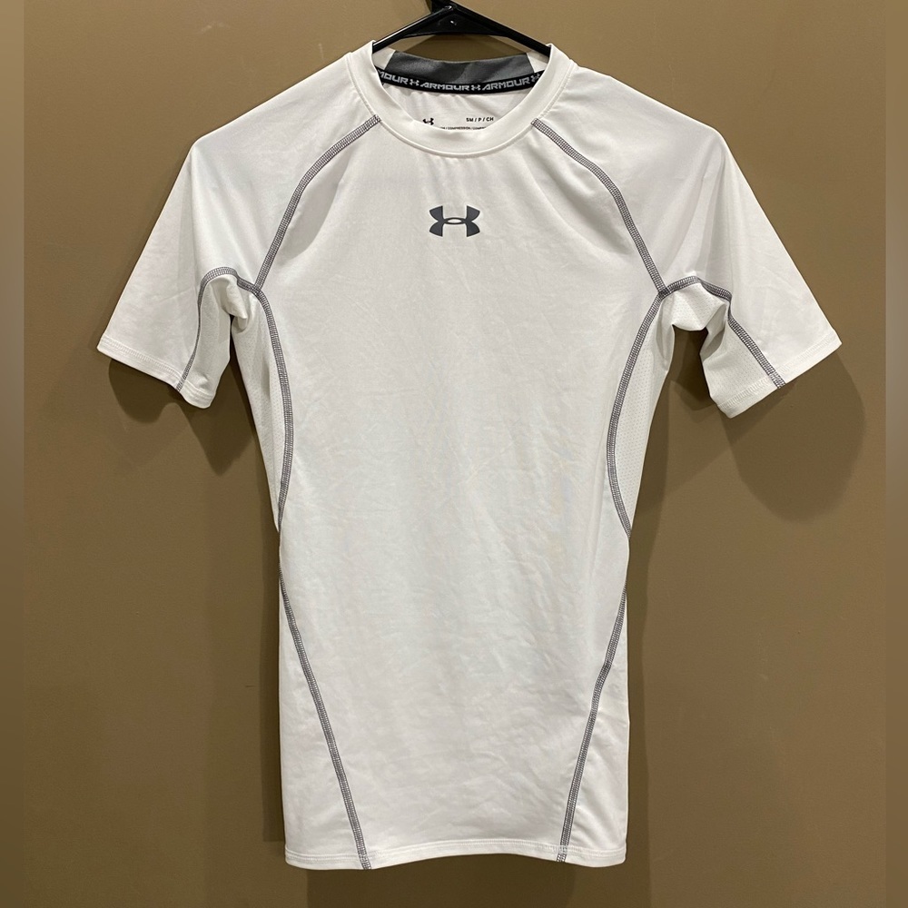 5️⃣ for $25 Under Armour Small Compression Shirt White
